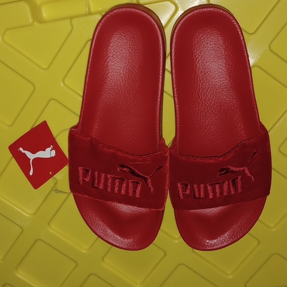 Women's slippers - Picture 2 of 3